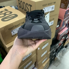 Yeezy Boost 700 v2 “Vanta” - loja online