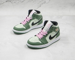 Air Jordan 1 Mid Dutch Green na internet