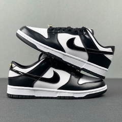 Nike Dunk Low World Champs na internet