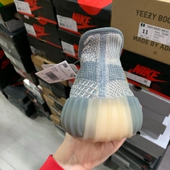 Imagem do Yeezy Boost 350 V2 “Israfil”