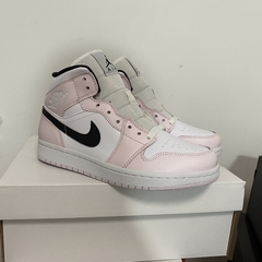 Air Jordan 1 Mid Barely Rose