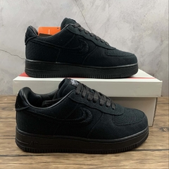 Imagem do Stussy x Nike Air Force 1 Low 'Triple Black'