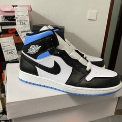 Air Jordan 1 Mid University Blue - Él.sneakers