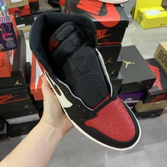 Air Jordan 1 High “ Bred Toe” na internet