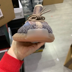 Yeezy Boost 350 V2 “Yecher” na internet