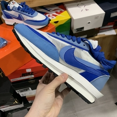 Nike LVD Waffle Daybreak x Sacai “White/Lake Blue” - comprar online