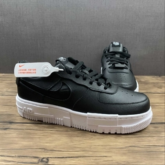 Nike Air Force 1 Pixel 'Black' na internet