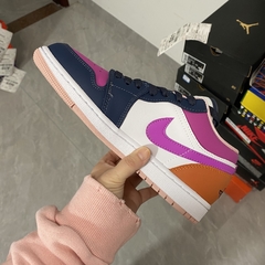 Air Jordan 1 Low Purple Magenta na internet