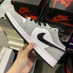 Air Jordan 1 Low “Light Smoke Grey” - Él.sneakers