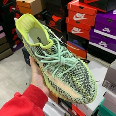 Imagem do Yeezy Boost 350 V2 “Yeezreel”