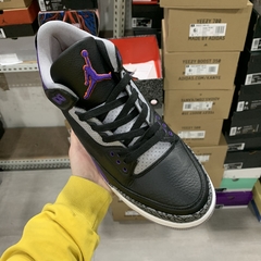 Air Jordan 3 Retro Black Court Purple na internet