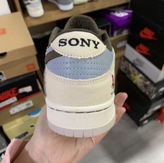 Imagem do Travis Scott x Playstation x Dunk Low