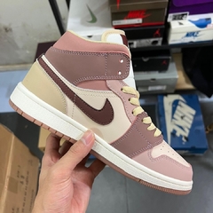 Air Jordan 1 Mid SE Dark Pony Smoky Mauve na internet