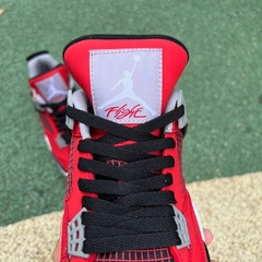 Air Jordan 4 Retro Toro Bravo - Él.sneakers