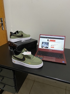 Nike Air Force 1 '07 LV8 'Metallic Swoosh Pack - Oil Green' - loja online