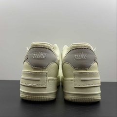 Imagem do Nike Air Force 1 Shadow 'Coconut Milk'