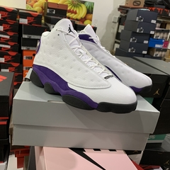 Air Jordan 13 Retrô “Lakers Rivals” na internet