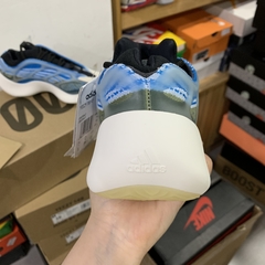 Imagem do Yeezy Boost 700 v3 “Azareth "