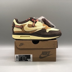 Travis Scott x Nike Air Max 1 "Baroque Brown" na internet