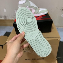 Air Jordan 1 High OG Seafoam na internet