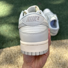 Imagem do Nike Dunk Low “Light Bone”