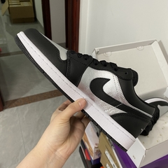 Air Jordan 1 Low SE “Black Metallic Silver” - Él.sneakers