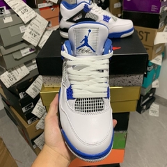 Air Jordan 4 Retro Motorsports na internet