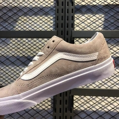 Vans Old Skool na internet