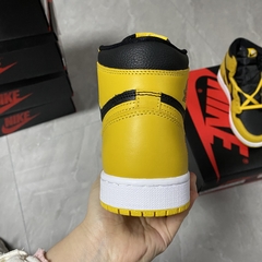 Imagem do Air Jordan 1 High OG “Pollen”