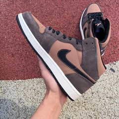 Air Jordan 1 Mid SE 'Dark Chocolate' - Él.sneakers