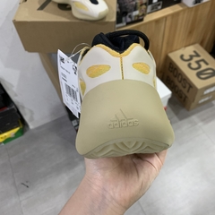 Yeezy 700 V3 Mono Safflower - loja online