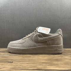 Nike Air Force 1 LV8 Suede GS 'Moon Particle' na internet