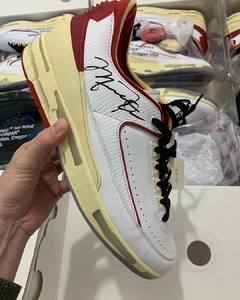 Off-White x Air Jordan 2 Low White and Varsity Red na internet