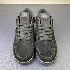 Nike Dunk Low SP Undefeated 5 On It Black na internet