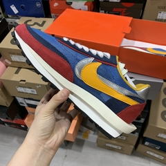 Sacai x Nike LDWaffle “Varsity Blue” na internet