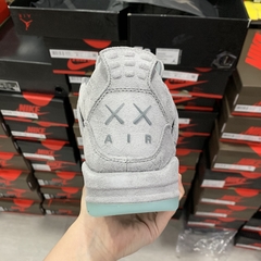 Air Jordan 4 Kaws “Cool Grey”