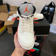 Nike Air Jordan 5 Retro 'Shattered Backboard' na internet