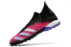 Adidas Predator Freak Society na internet