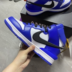 Ambush x Nike Dunk High “Deep Royal” na internet