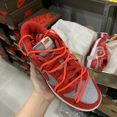 Nike SB Dunk Low x Off-White "University Red" na internet