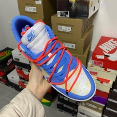 Off-White x Nike SB Dunk Low Futura 'UNC' na internet