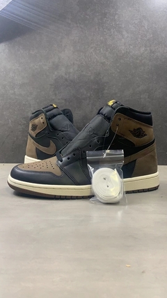 Air Jordan 1 High OG “Palomino” na internet