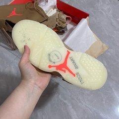 Travis Scott x Air Jordan 6 Retro 'British Khaki' na internet