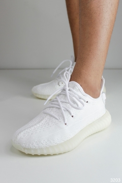 Imagem do Adidas Yeezy Boost