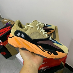 Yeezy Boost 700 Enflame Amber - comprar online