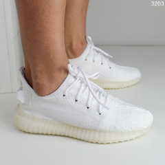 Adidas Yeezy Boost - Él.sneakers