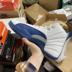 Air Jordan 12 Retro French Blue na internet