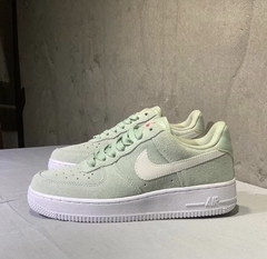 Nike Air Force 1 Low Pistachio Frost na internet