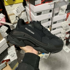 Balenciaga Triple S Black