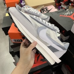 Sacai x Nike LDWaffle “Wolf Grey” na internet